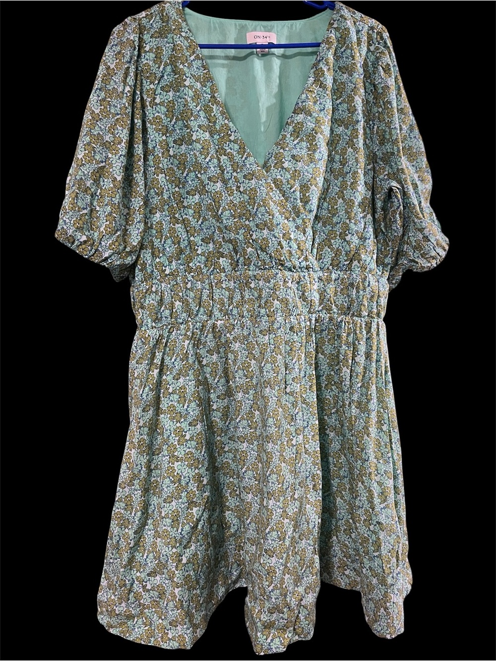 On 34V Green Floral Wrap Midi Dress